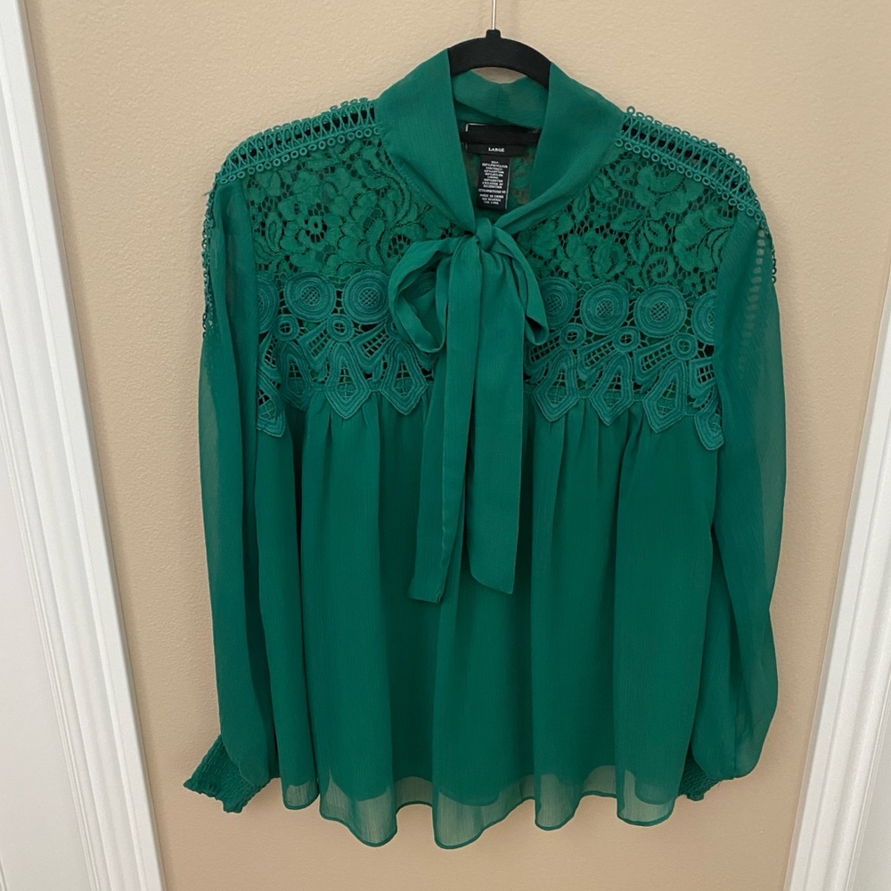 Vici Lace Yoke Bow Blouse